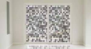 استیکر شیشه